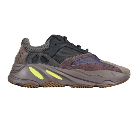 Ad Calabasas Yezzy Boost 700 Runner